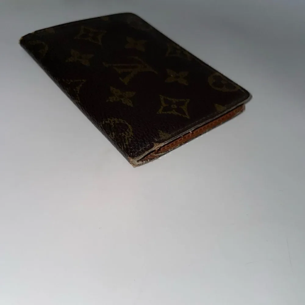 Authentic Louis Vuitton Monogram Wallet